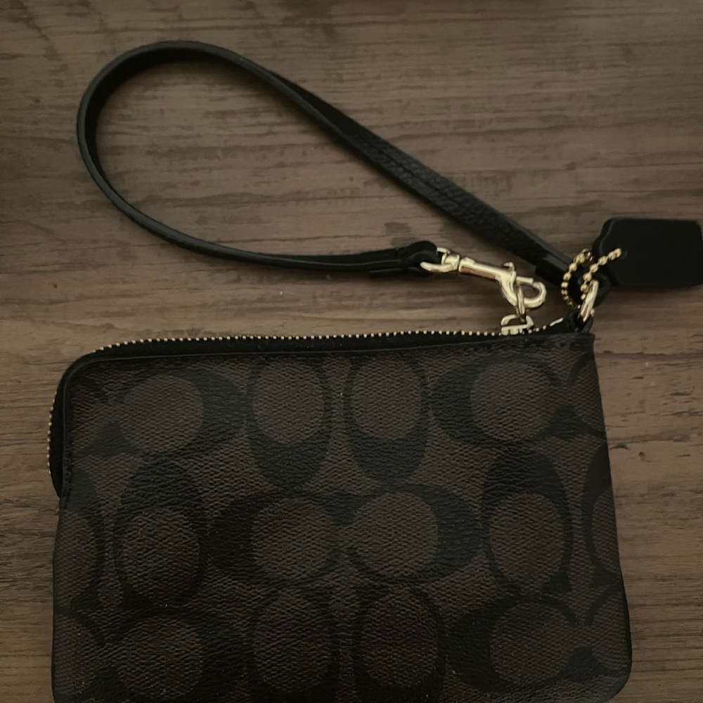 Coach coin purse/wristlet